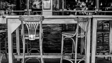 Mat siyah toz boyalı endüstriyel metal masa ayağı, modern kafeterya ve restoranlar için sağlam çelik ayak modeli